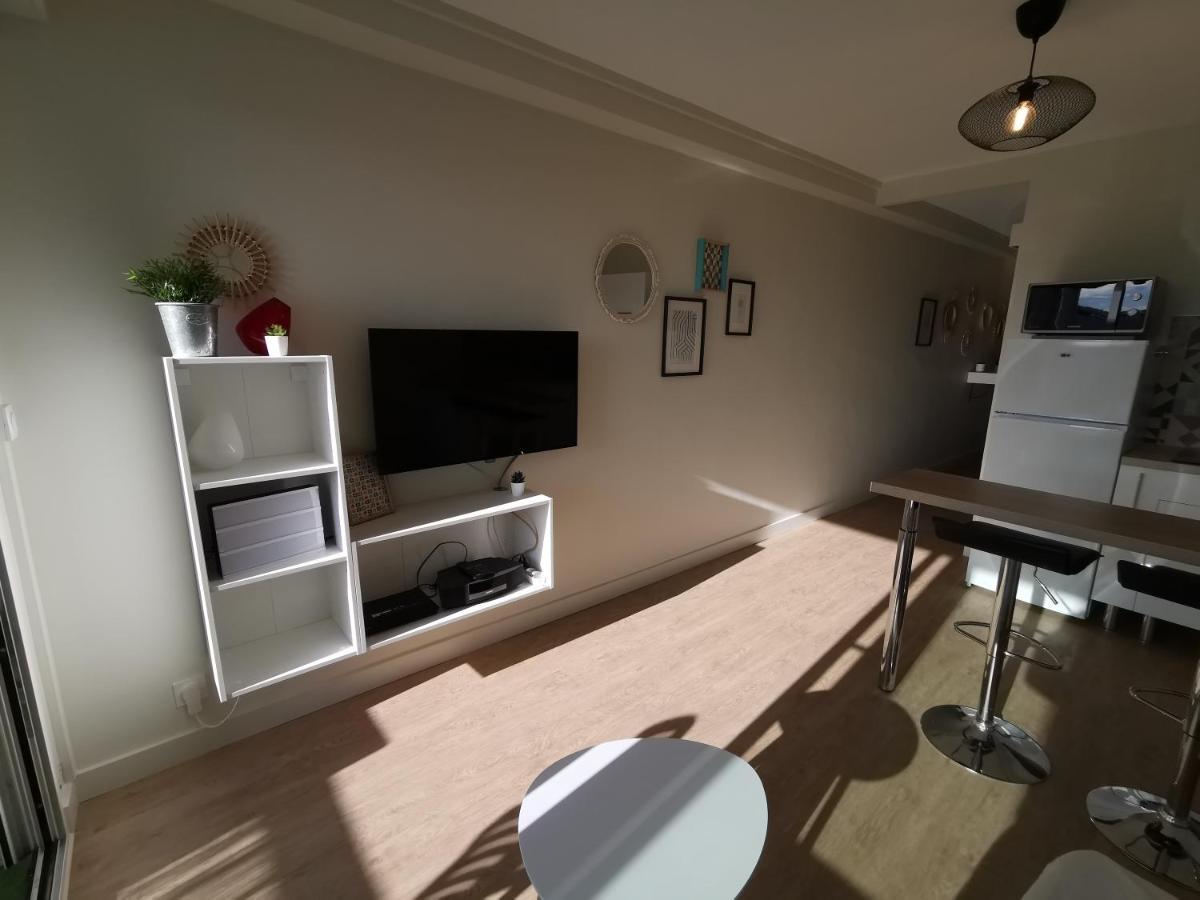 Appartement 1 Chambre + Parking A Deux Pas Des Plages Сет Екстер'єр фото